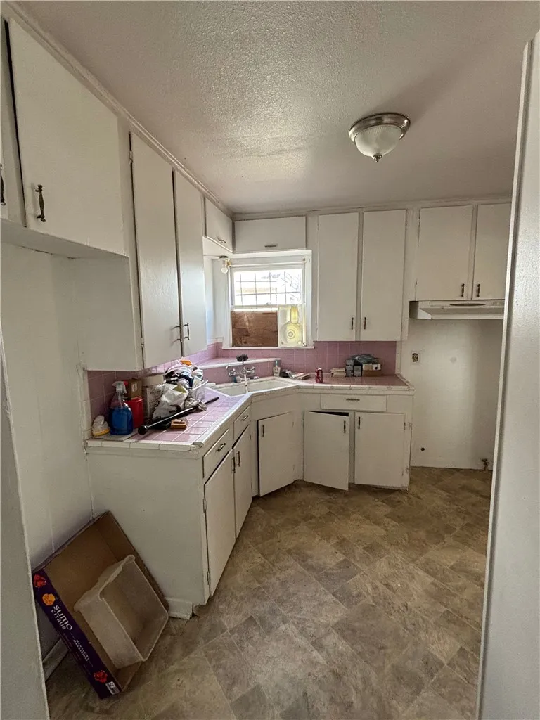 2834 WILLARD Corpus Christi, TX 78404