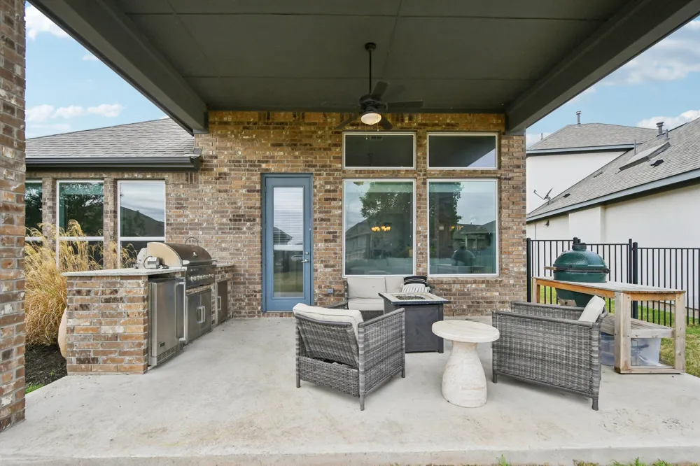 548 Faith Drive Liberty Hill, TX 78642