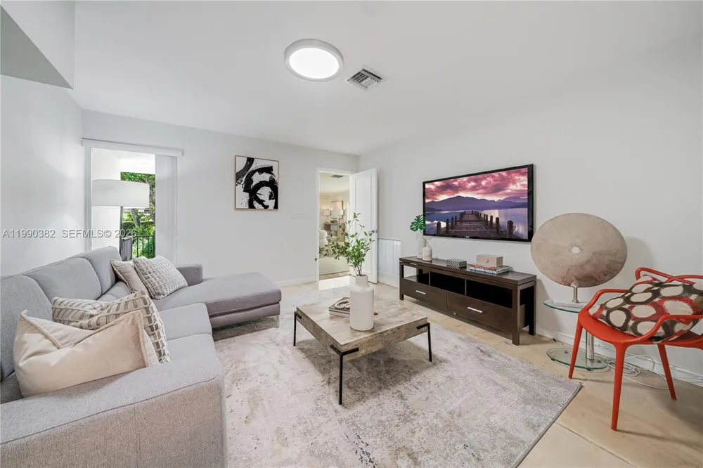 640 S Mashta Dr Key Biscayne, FL 33149