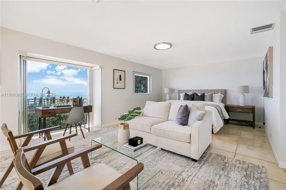 640 S Mashta Dr Key Biscayne, FL 33149