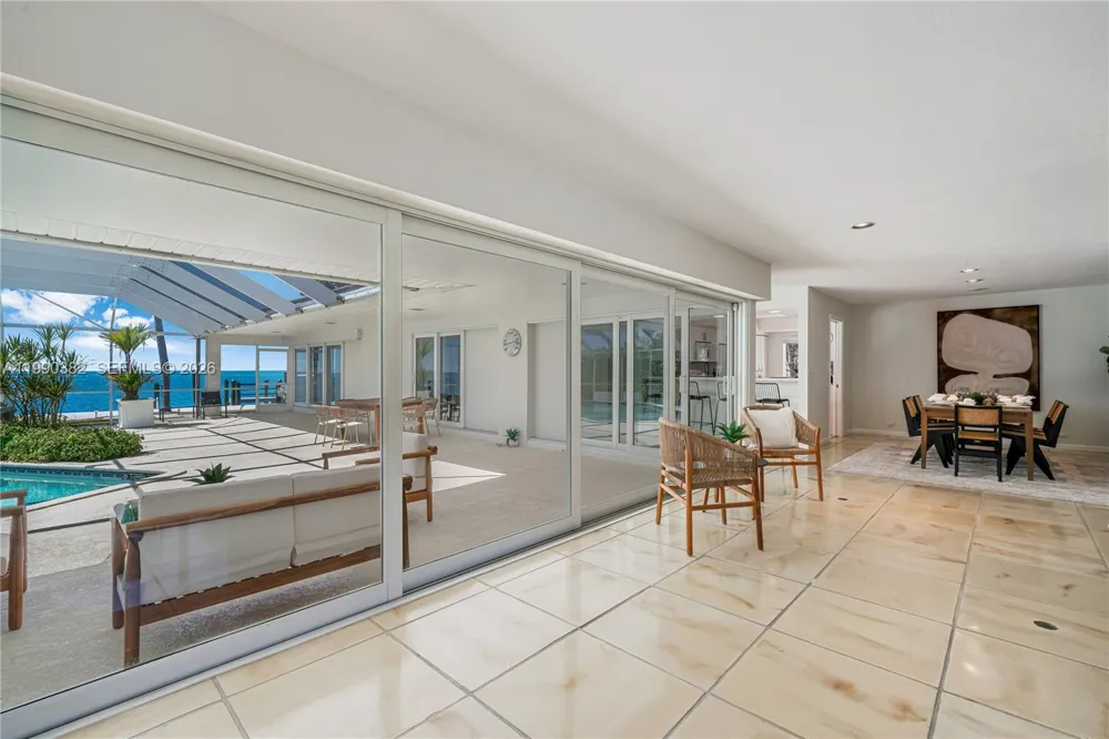 640 S Mashta Dr Key Biscayne, FL 33149