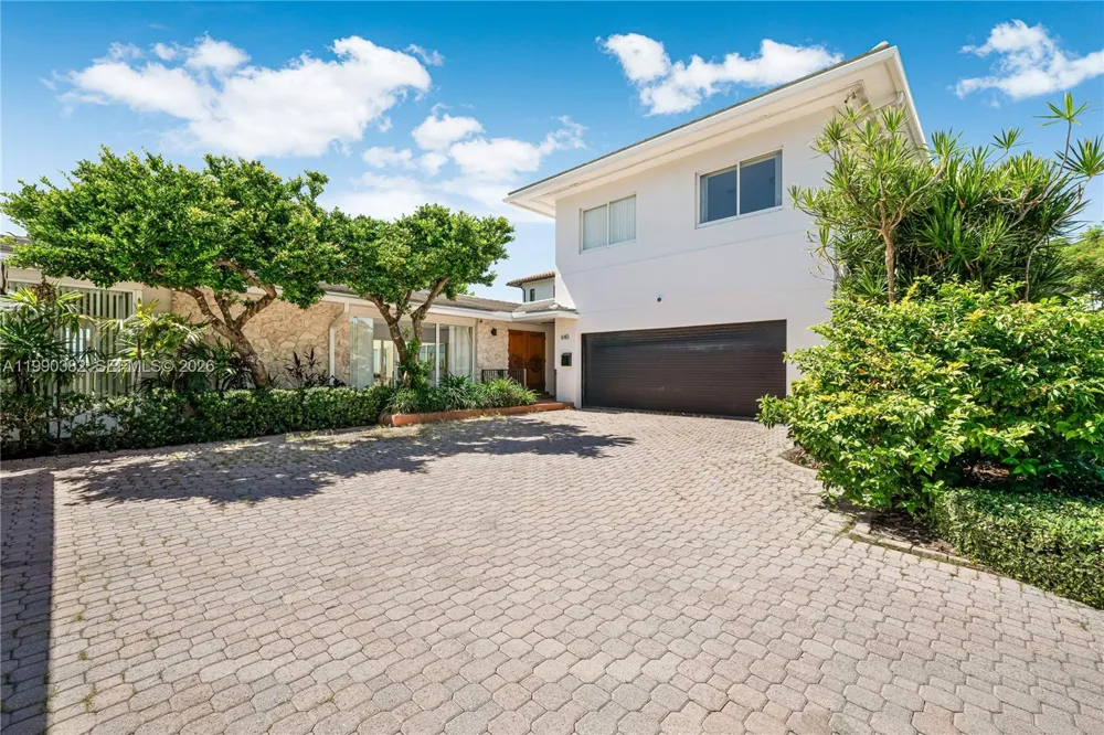 640 S Mashta Dr Key Biscayne, FL 33149