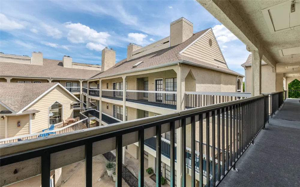 4800 W Lovers Lane #312 Dallas, TX 75209