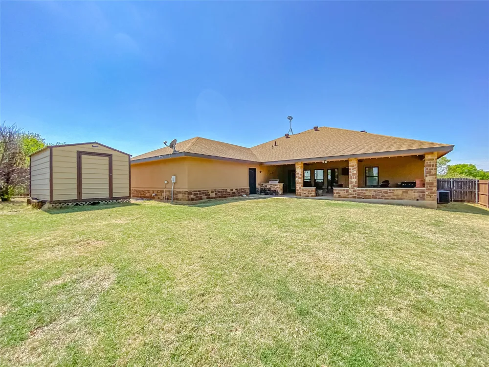 14 Remington Drive Albany, TX 76430