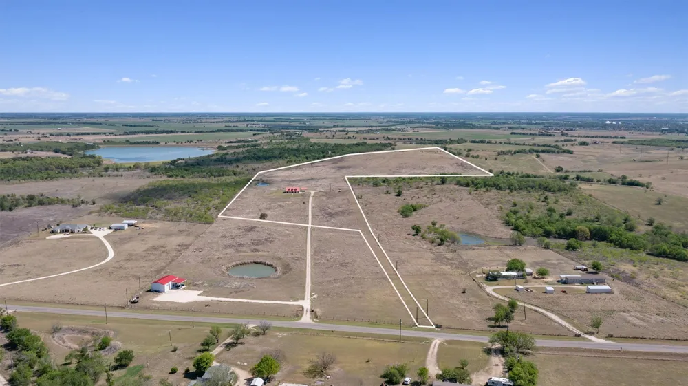 1167 County Road 427 Thrall, TX 76578