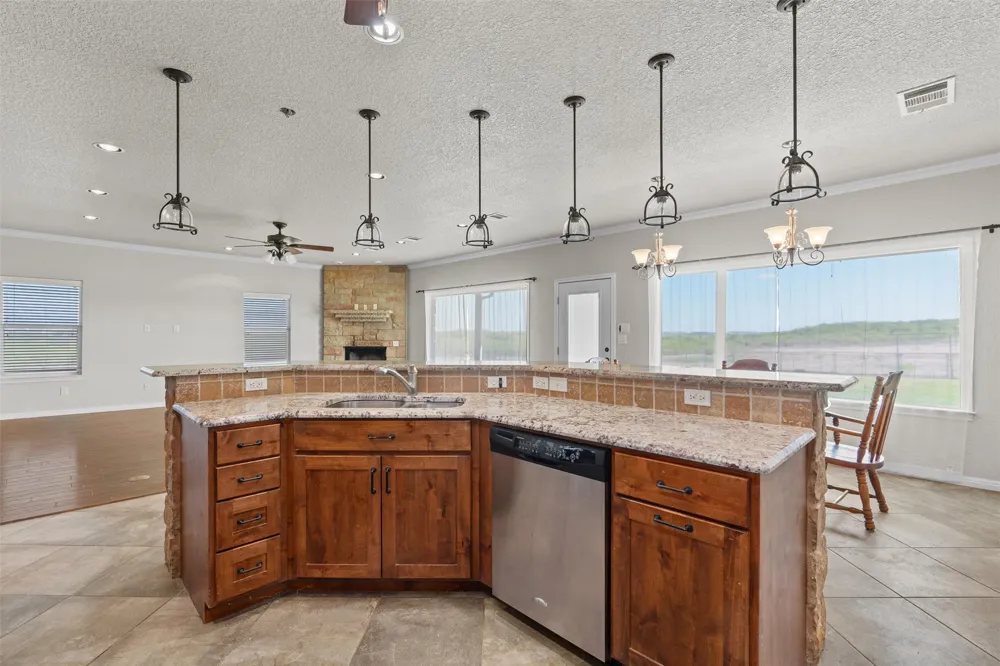 1167 County Road 427 Thrall, TX 76578