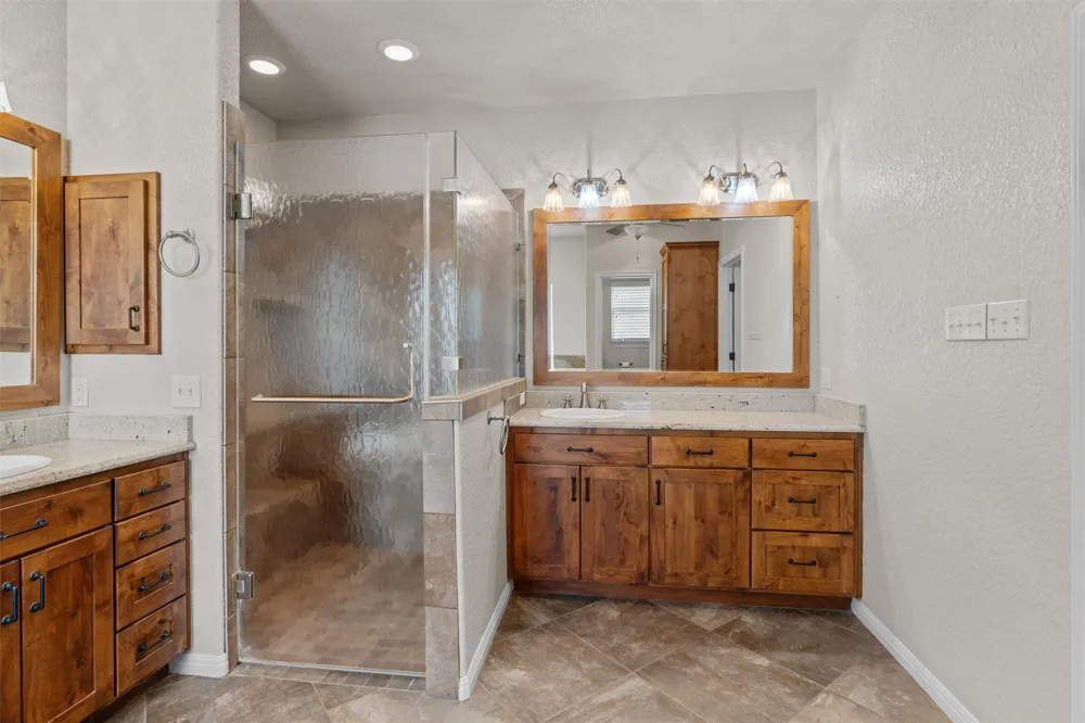 1167 County Road 427 Thrall, TX 76578