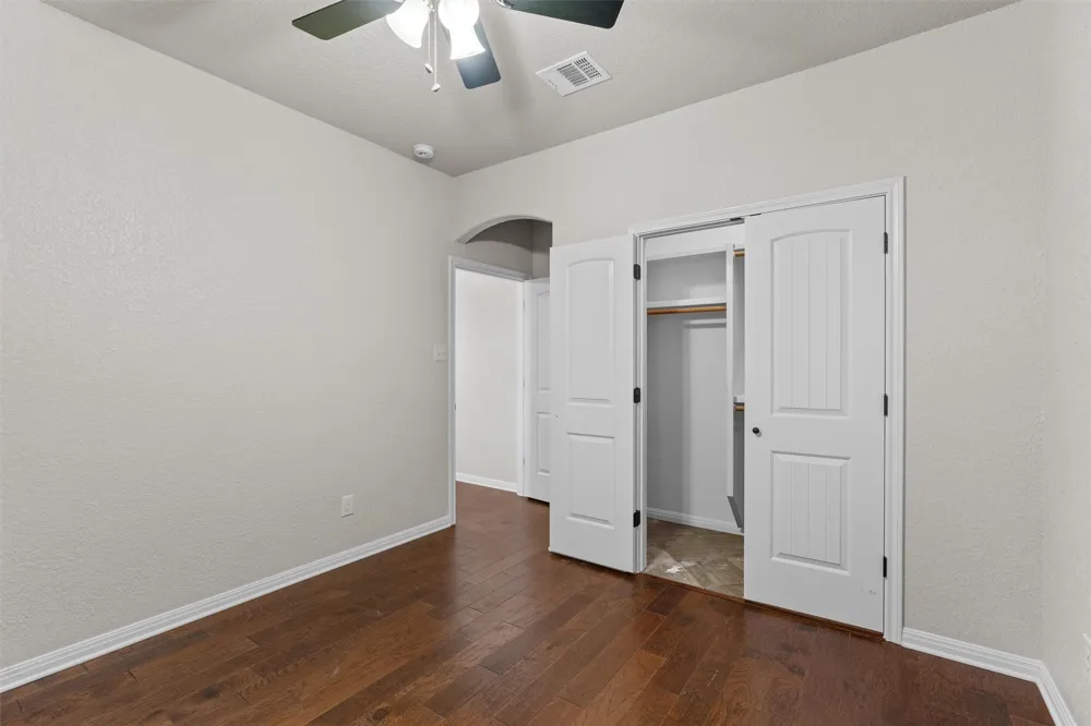 1167 County Road 427 Thrall, TX 76578
