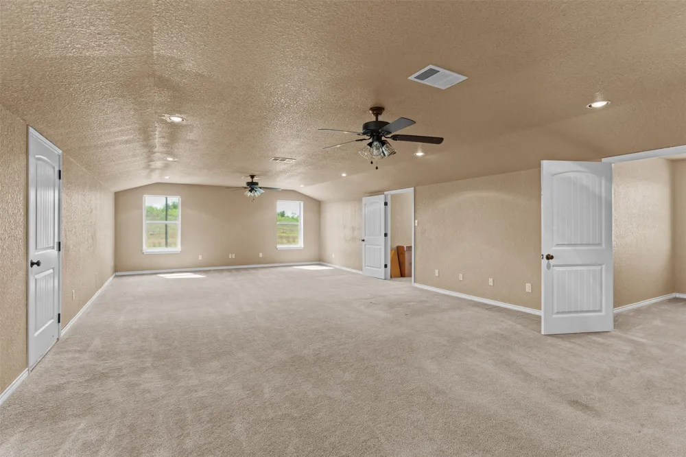 1167 County Road 427 Thrall, TX 76578