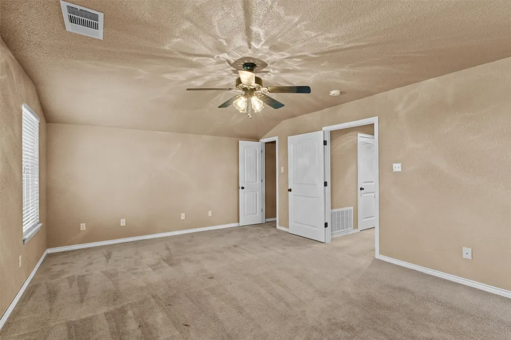 1167 County Road 427 Thrall, TX 76578