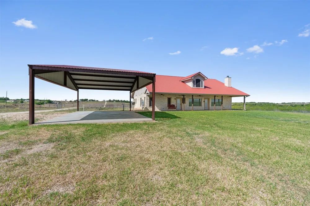 1167 County Road 427 Thrall, TX 76578