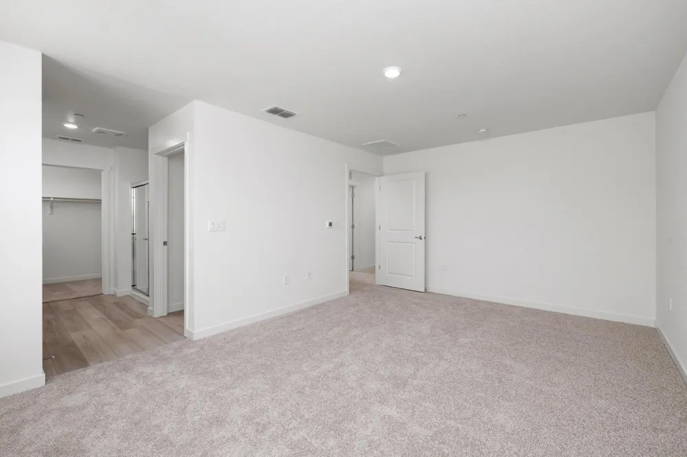 820 Helmsley Lane Patterson, CA 95363