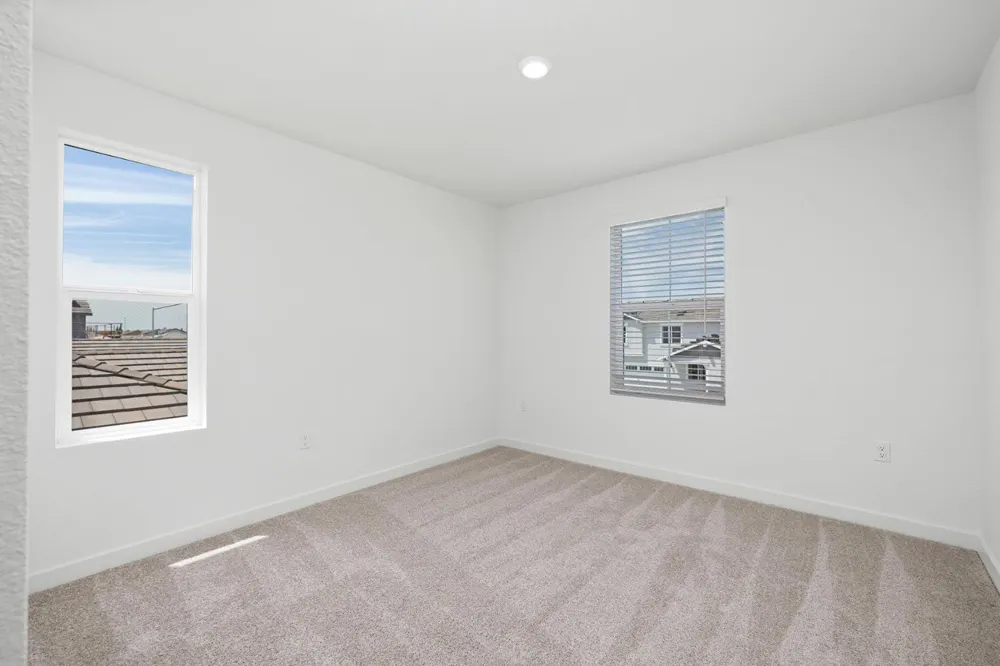 820 Helmsley Lane Patterson, CA 95363