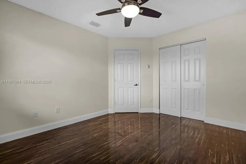 1282 NW 171st Ter Pembroke Pines, FL 33028