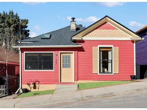 305 4th Street