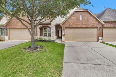 19622 Candlewood Oaks Lane