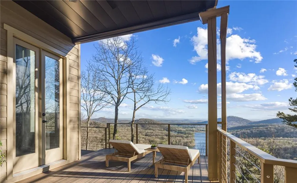 261 Falcon Heights Big Canoe, GA 30143
