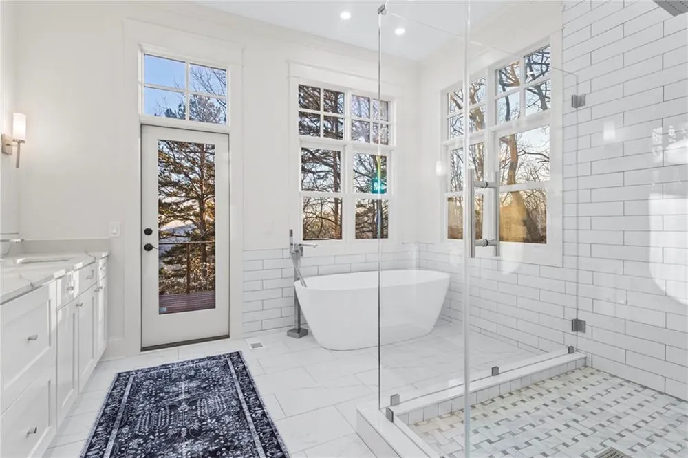 261 Falcon Heights Big Canoe, GA 30143