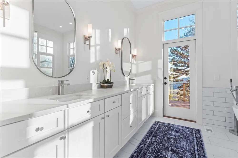 261 Falcon Heights Big Canoe, GA 30143