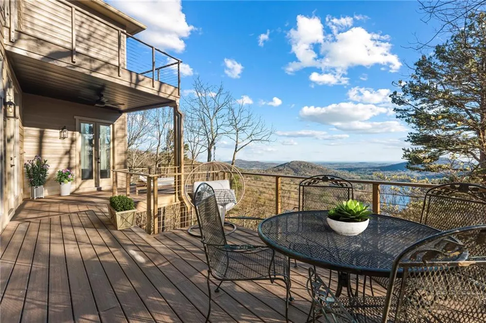 261 Falcon Heights Big Canoe, GA 30143