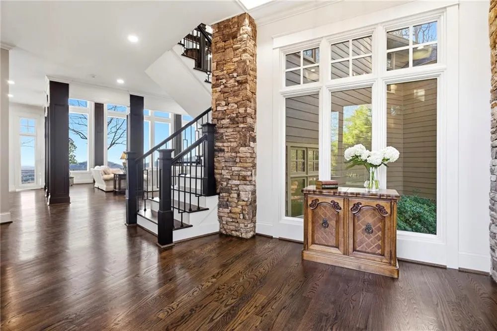 261 Falcon Heights Big Canoe, GA 30143