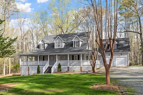 2311 Mandy Lane