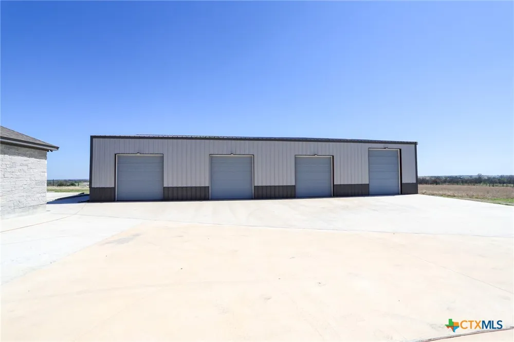 2404 E Big Elm Road Troy, TX 76579