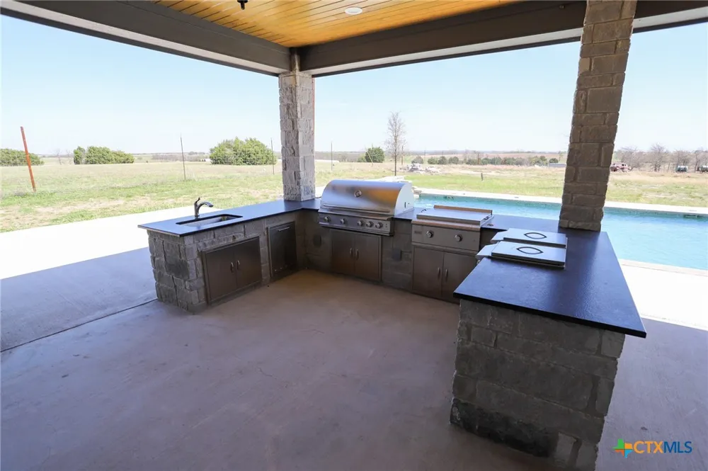 2404 E Big Elm Road Troy, TX 76579