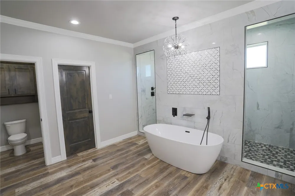 2404 E Big Elm Road Troy, TX 76579