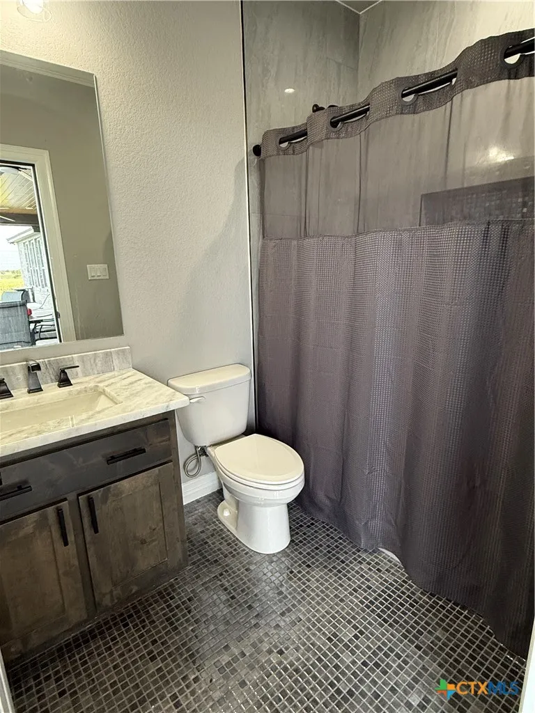 2404 E Big Elm Road Troy, TX 76579