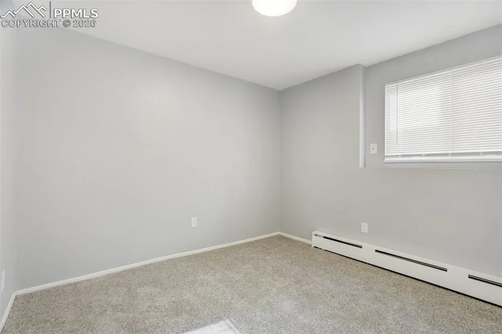 2921 Straus Lane Colorado Springs, CO 80907