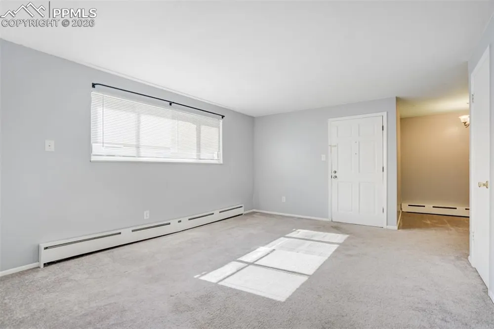 2921 Straus Lane Colorado Springs, CO 80907