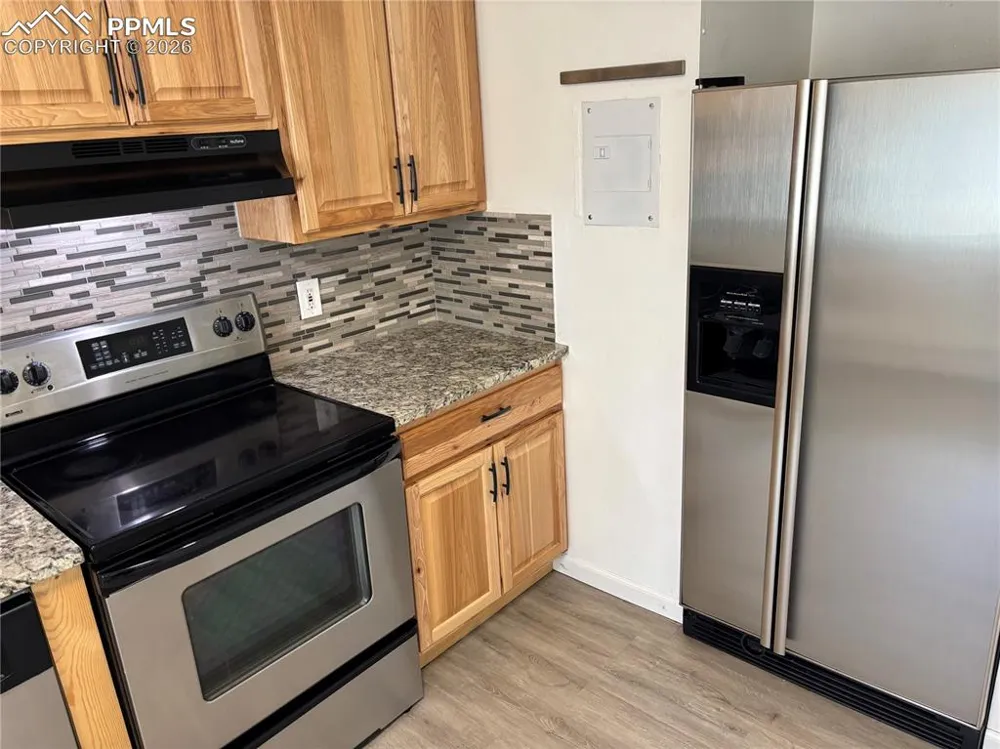2921 Straus Lane Colorado Springs, CO 80907