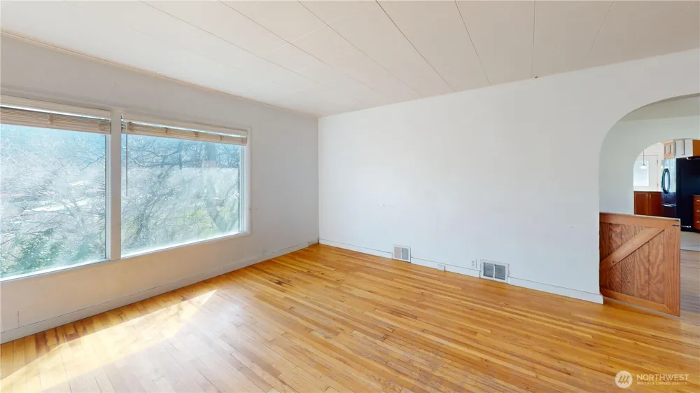1803 Juniper Oroville, WA 98844