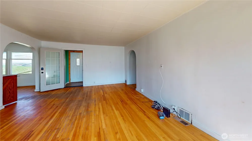 1803 Juniper Oroville, WA 98844