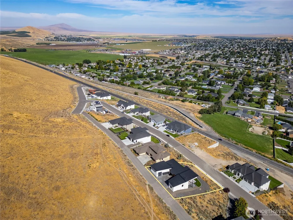 5411 Hershey Lane West Richland, WA 99353