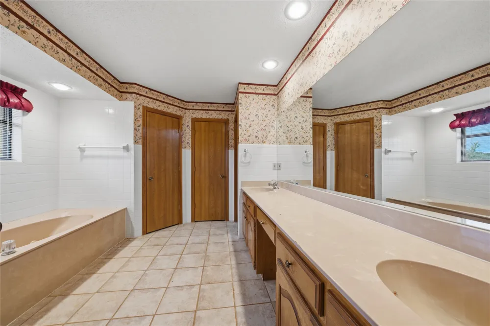 17804 CR 4235 Frankston, TX 75763