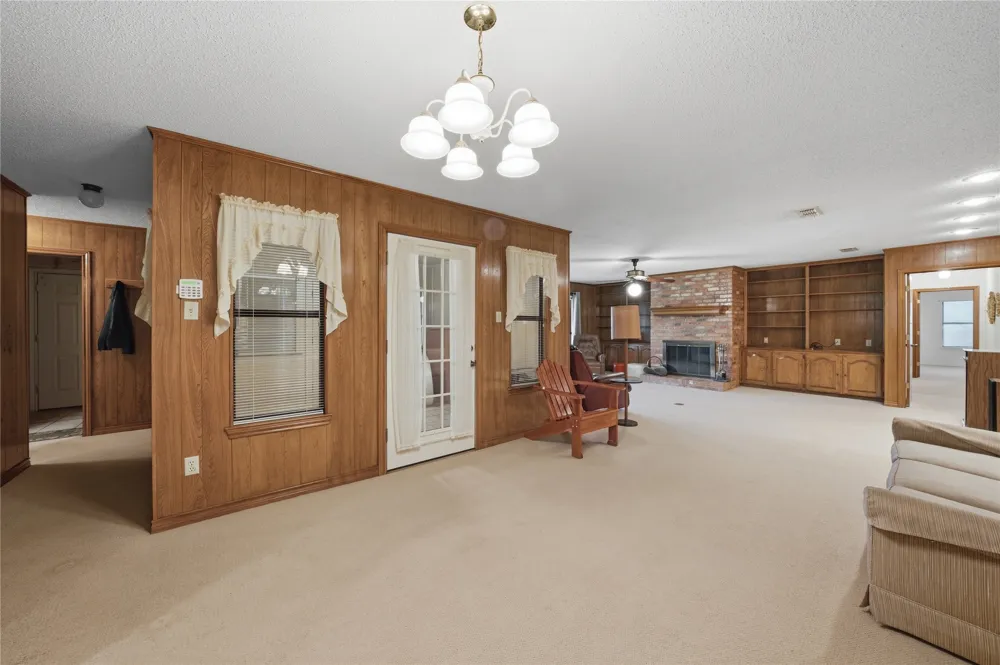 17804 CR 4235 Frankston, TX 75763