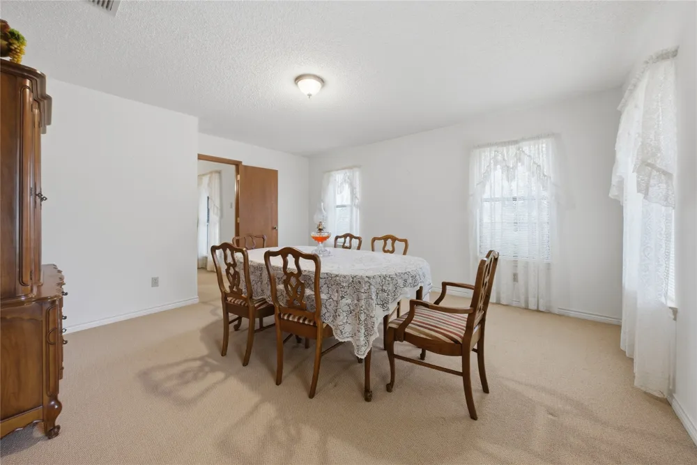 17804 CR 4235 Frankston, TX 75763