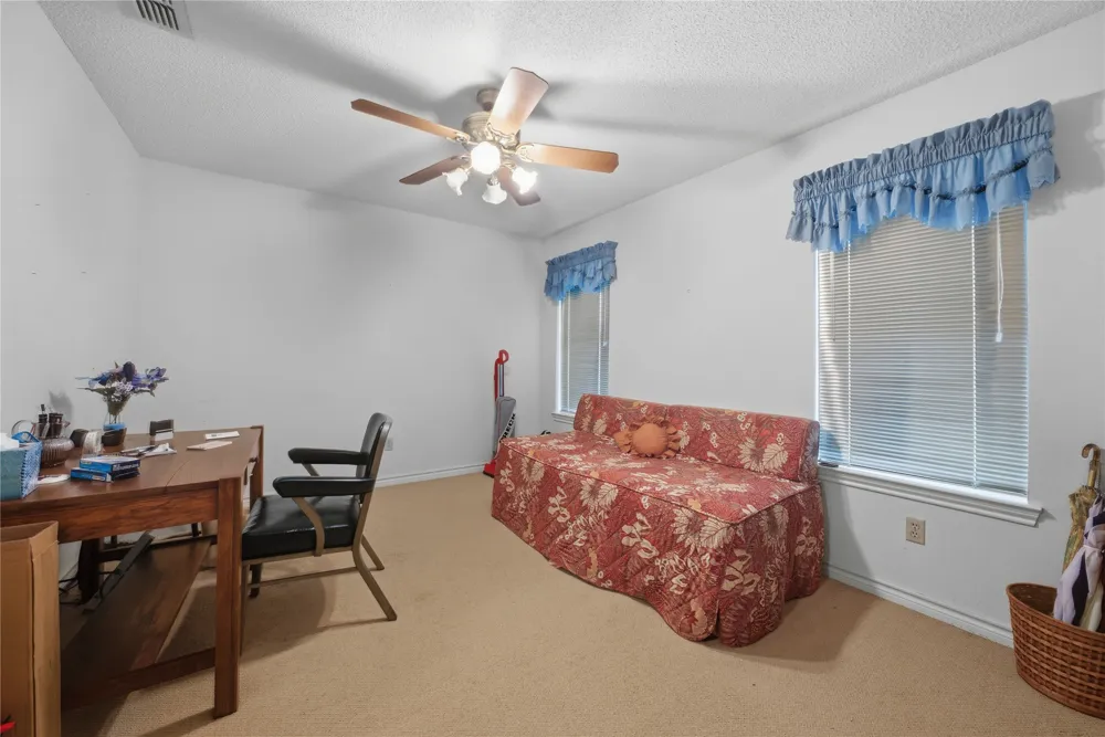 17804 CR 4235 Frankston, TX 75763