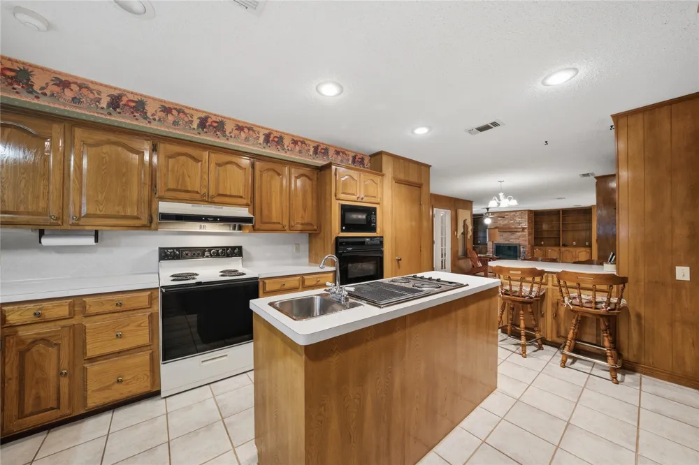 17804 CR 4235 Frankston, TX 75763