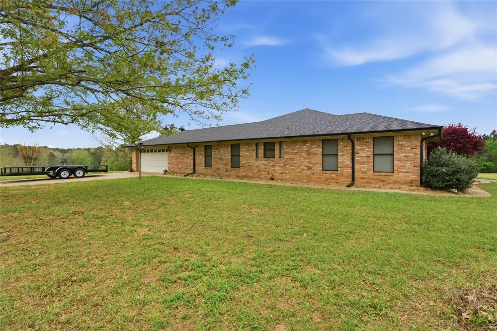 17804 CR 4235 Frankston, TX 75763