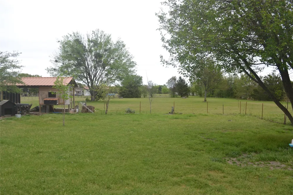 564 County Road 3505 Quinlan, TX 75474