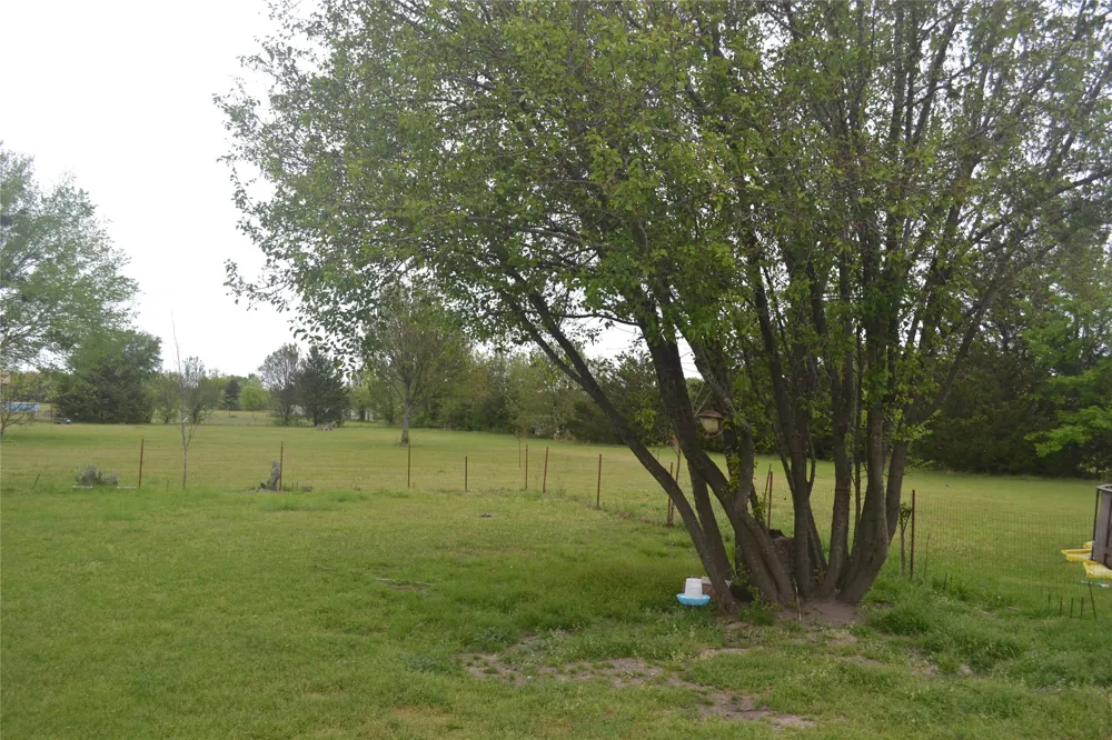564 County Road 3505 Quinlan, TX 75474