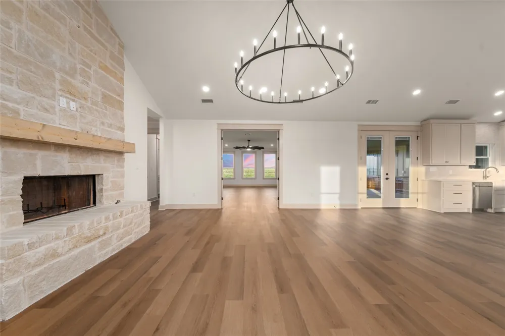 260 Willow Moon Ranch Road Crawford, TX 76638