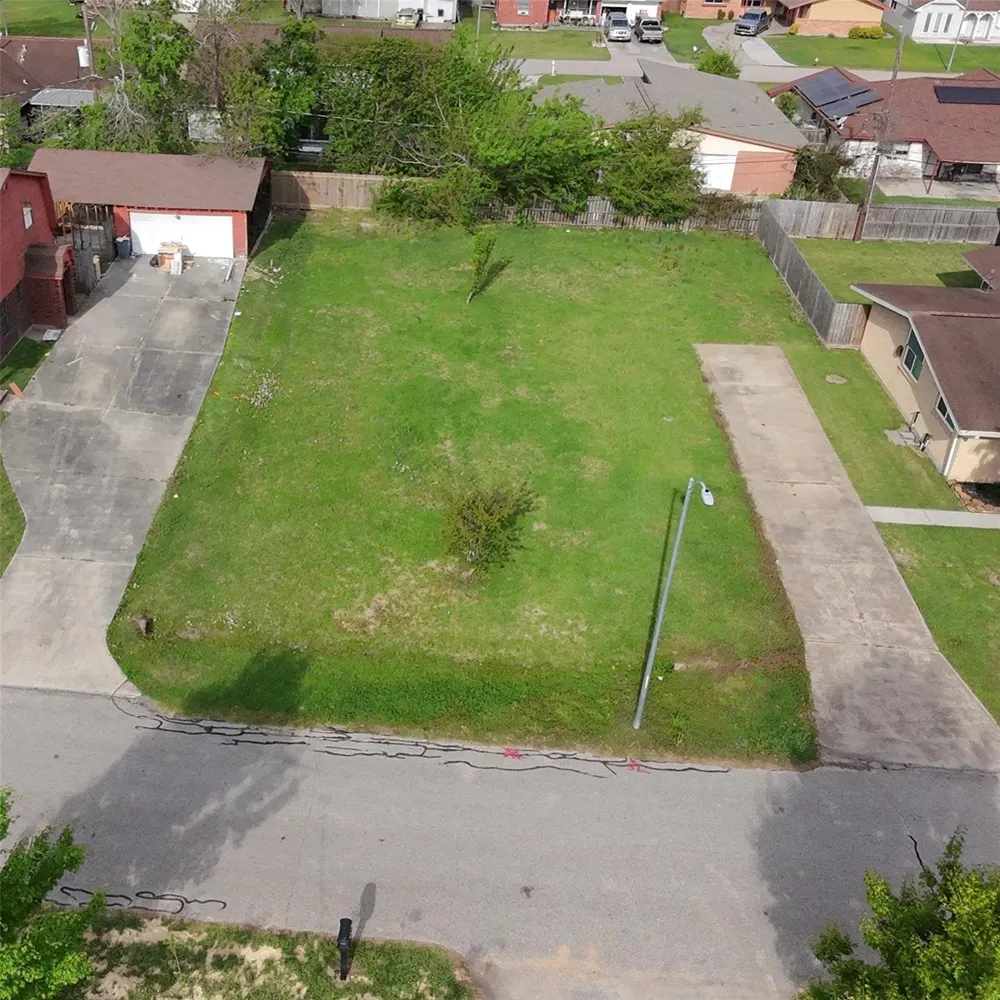 Marlin Lane La Porte, TX 77571