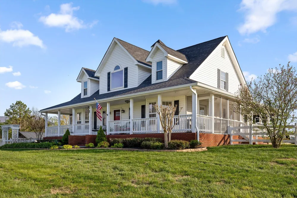 153 Bishop Lane Benton, TN 37307