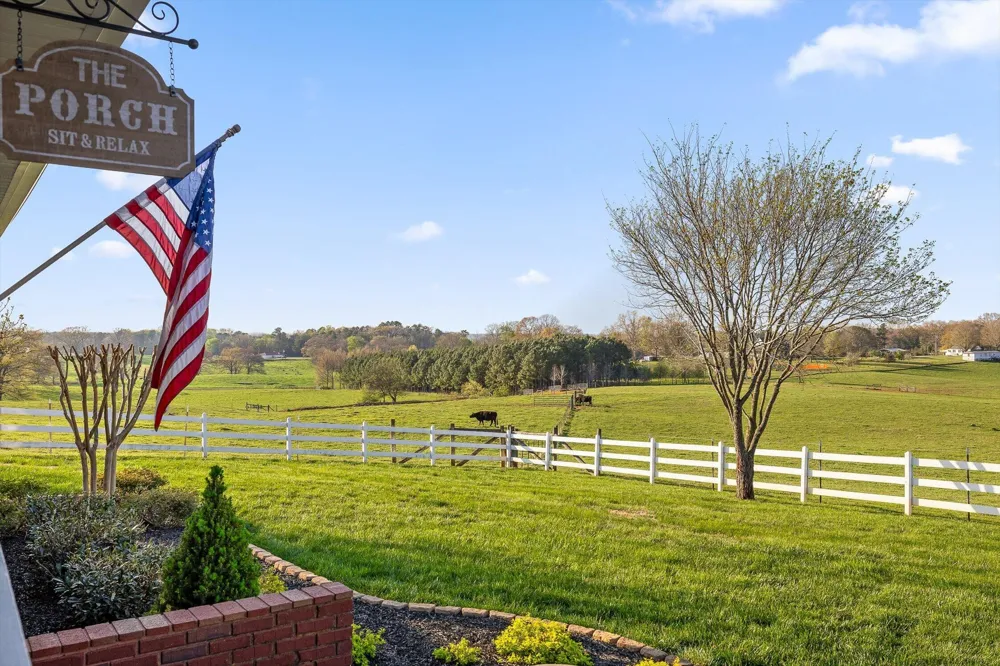 153 Bishop Lane Benton, TN 37307