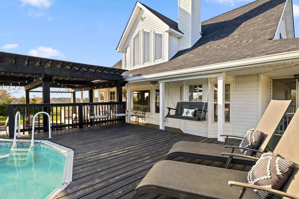 153 Bishop Lane Benton, TN 37307