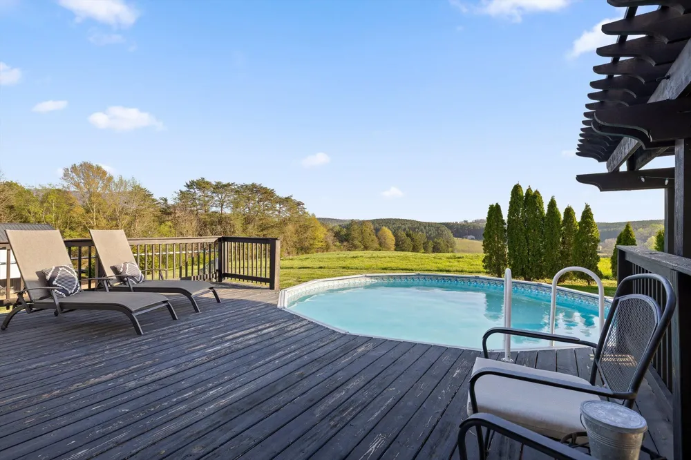 153 Bishop Lane Benton, TN 37307